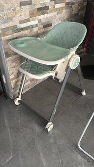 Zopa stolička na kŕmenie