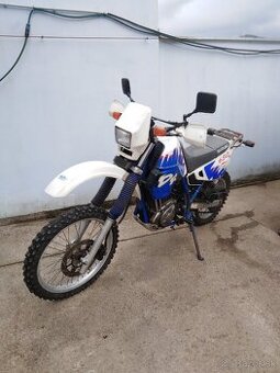 Suzuki dr 650