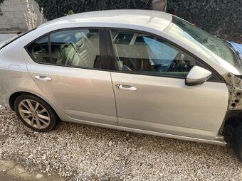 Octavia 3 diely, strieborna metaliza, farba E8E8,