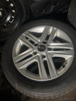 Elektróny kia 16 ky Pneu 205 55 r16