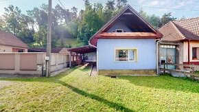 Na PREDAJ zrekonštruovaný rodinný dom v obci Divín ok. LC.