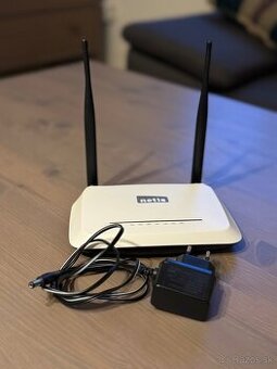 Predám Wifi router Netis WF2419
