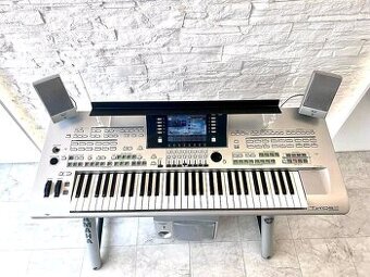 Klávesy Yamaha tyros 3
