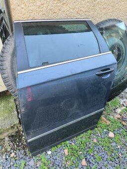 Zadné DVERE PASSAT COMBI B6 - BEZ KORÓZII