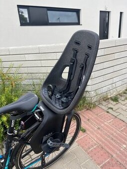 Thule cyklosedacka + prilba Uvex v cene