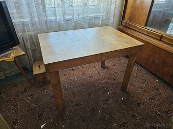 DARUJEM - Stary rozkladaci jedalensky stol
