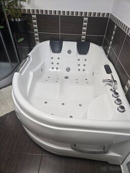 Hydromasažná vaňa Wellis