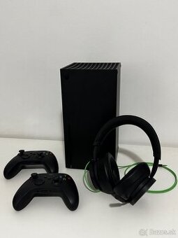 Predám Xbox Series X + 2 ovládače + príslušenstvo – záruka