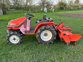 Traktor Kubota Aste A14
