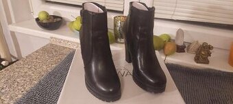 Catwalk dámske čižmy, veľ. 38