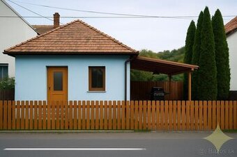 Na predaj menší rodinný dom vo Fiľakovských Kováčoch. - 1