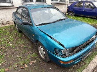 Rozpredám na diely Toyota Corolla E10 1.33 4E-FE