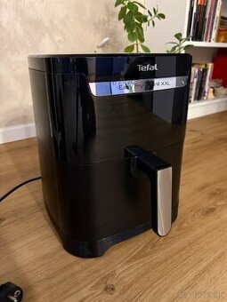 Minimálne používaná fritézka Tefal