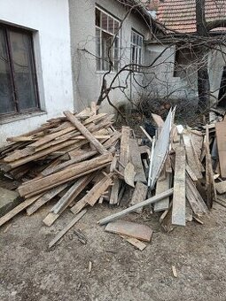 Darujem staré dosky na skurenie