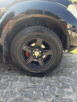 Čierne Disky / Elektróny Nissan Navara