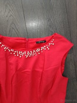 Dámske šaty veľ.M