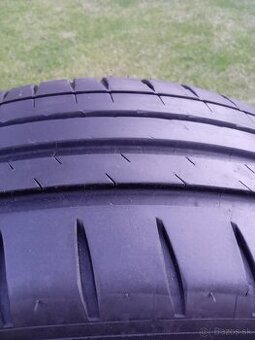 225/45 r18  letné pneu.Michelin