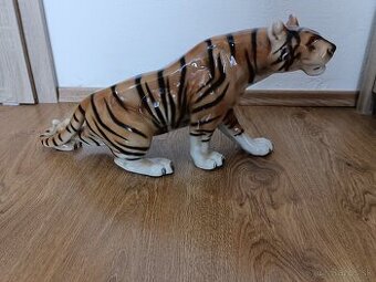 Porcelánový tiger