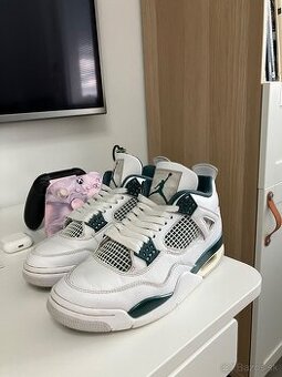 Predam Jordan 4 oxidized green.Nosene