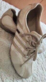 Predam Sketchers botasky 38