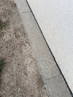 Darujem hlinu zeminu 1.8m3 mam aj obrubniky