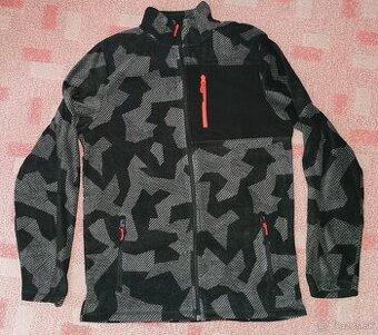 Predam sportovu mikinu