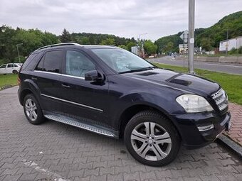 Mercedes ML 350 CDI 4MATIC. Rok.2011