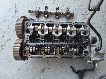 Hlava motora 2.0tdi 16v bkp bkd azv blb bre