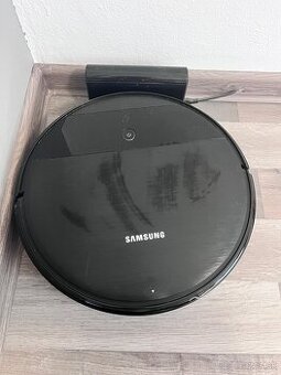 Robotický vysávač Samsung + Žehlička ZDARMA