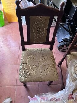 Jedálenské stoličky