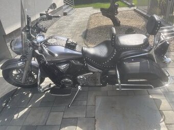 Yamah XVS 1300A