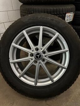 5x112 R18 7,5J ET52,5 originál MB GLE + 235/60 R18 Pirelli