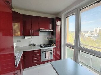 Prenájom 3 izb.bytu v BA -Ružinov,68 m2,7.posch, 2x logia,,i