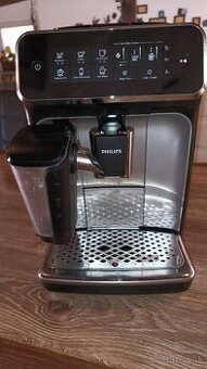 Kavovar PHILIPS 3246