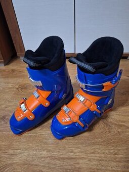 Predám juniorské lyžiarky