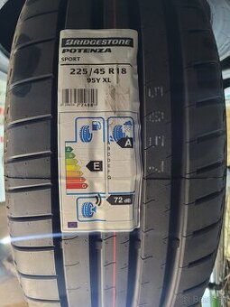 Bridgestone 225/45 R18 letne