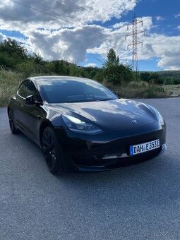 Tesla model 3 SR Plus - LFP bateria - v zaruke - TOP STAV