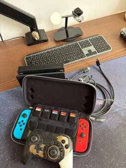 Nintendo Switch 1st gen + prislusenstvo