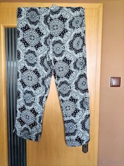 Predam nohavice a tricko