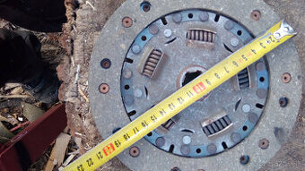 Predam spojkovu lamelu 200mm