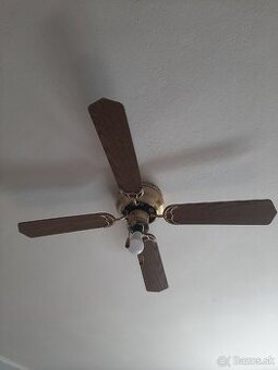 Stropné svietidlo s ventilátorom