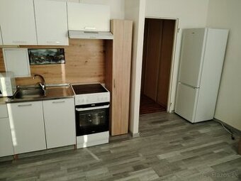 Garzónka Holíčska Bratislava-Petržalka