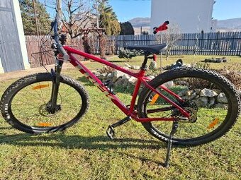 Treck Marlin 8 2023 Crimson L