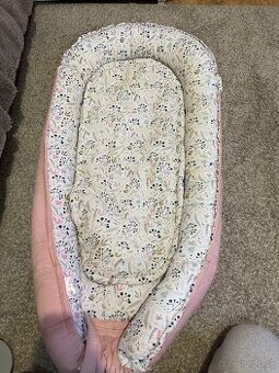 Predám detské hniezdo Jukki – ružové, v super stave