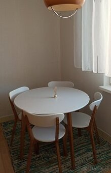 Jedálenský kruhový set