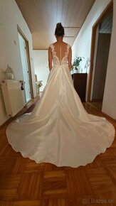 Ivory svadobné šaty Monica Loretti