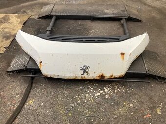 Predám prednú kapotu na Peugeot Boxer