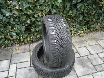 Predám 2x celoročné temer nové pneu MAXXIS 205/45 R17 88W