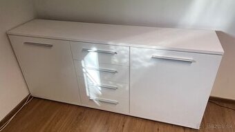 Komoda biel