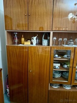 Masívna 5-dielna obývacia zostava / Retro nábytková stena